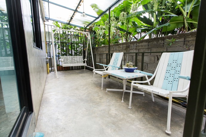 Imagen de los interiores del Hotel Plern Plern Bed and Bike. Foto 11