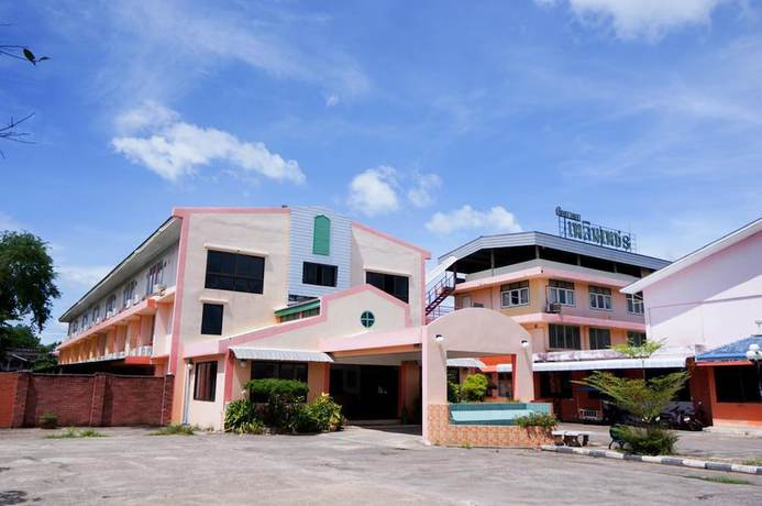 Imagen general del Hotel Plernpetch, Surat Thani. Foto 1