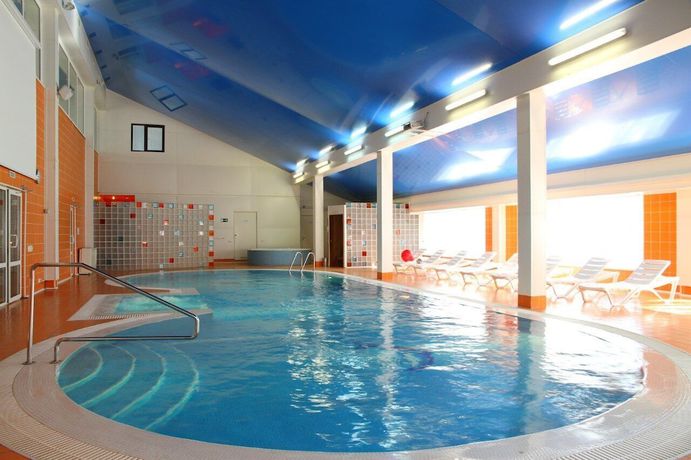 Imagen de la piscina del Hotel Pleskov. Foto 20