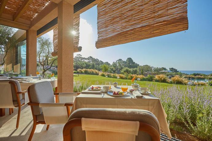Imagen del bar/restaurante del Hotel Pleta De Mar Grand Luxury By Nature - Adults Only. Foto 4