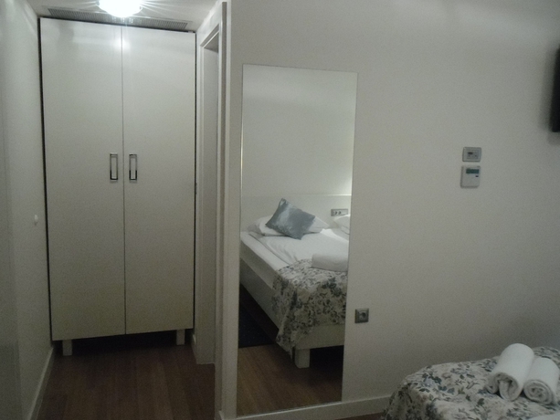 Imagen de la habitación del Hotel Pleter. Foto 5