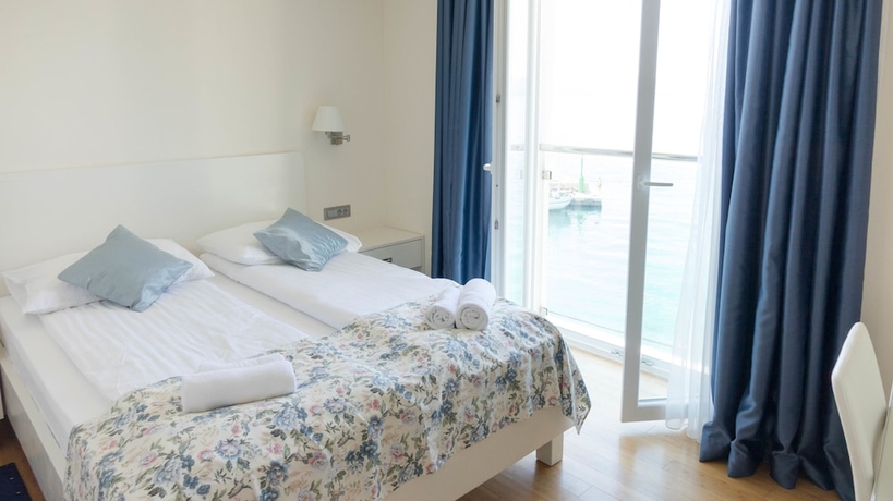 Imagen de la habitación del Hotel Pleter. Foto 11