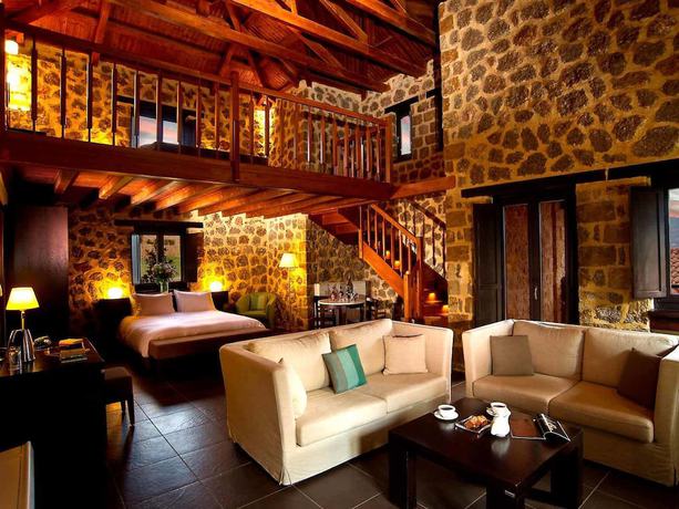 Imagen general del Hotel Pliadon Gi Mountain Resort and Spa. Foto 1