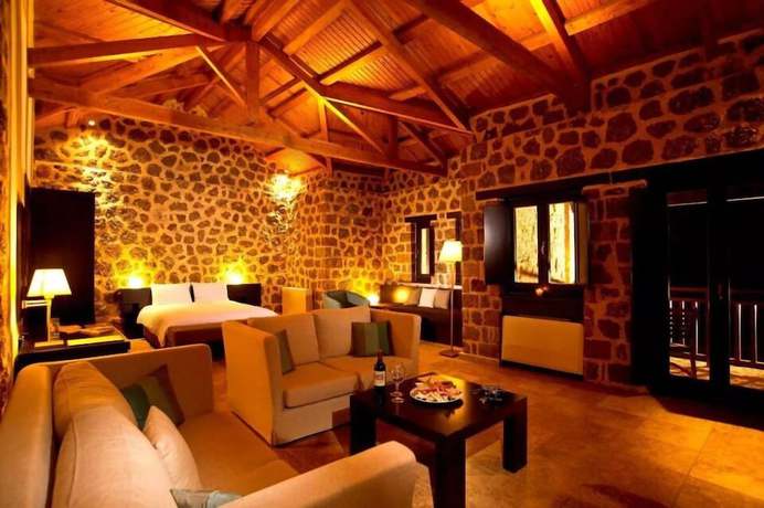 Imagen de la habitación del Hotel Pliadon Gi Mountain Resort and Spa. Foto 16