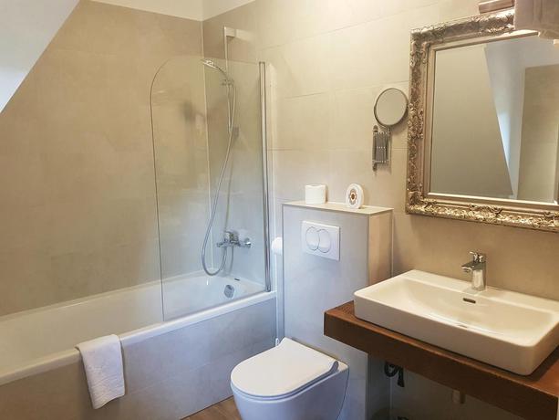 Imagen de la habitación del Hotel Plitvica Luxury Etno Garden. Foto 9