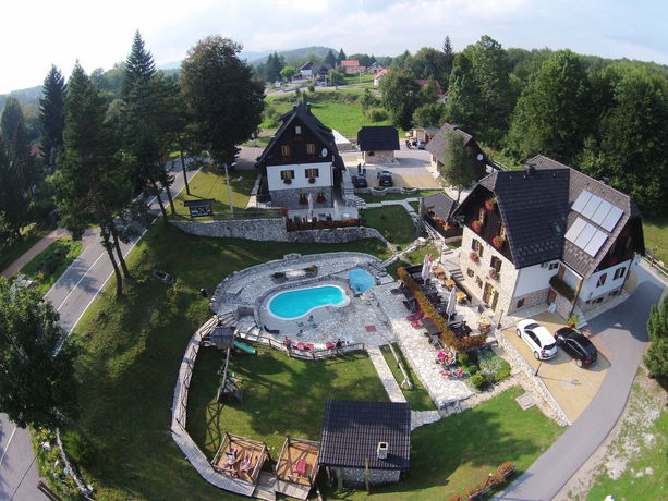 Imagen del bar/restaurante del Hotel Plitvice Etno House. Foto 6