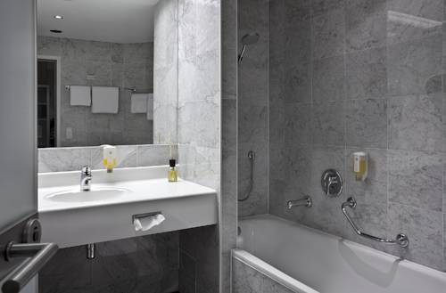Imagen de la habitación del Hotel Ploberger. Foto 16