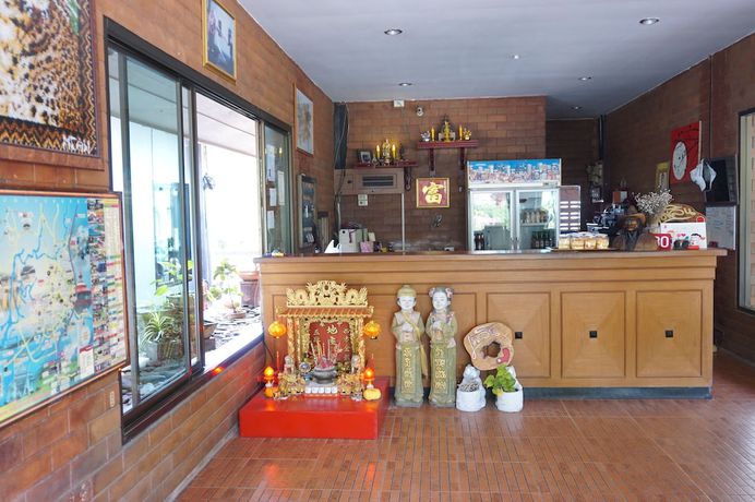 Imagen de los interiores del Hotel Ploenjai Ranong. Foto 18