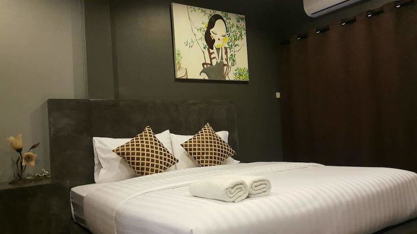 Imagen de la habitación del Hotel Ploenjai Ranong. Foto 2