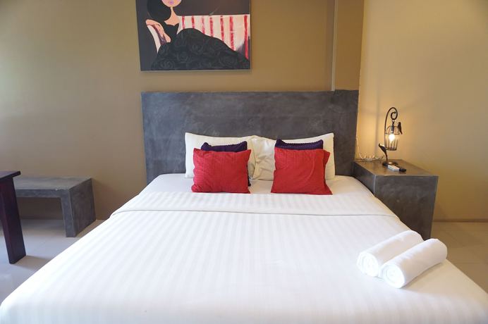 Imagen de la habitación del Hotel Ploenjai Ranong. Foto 4