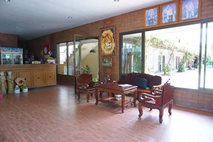 Imagen de los interiores del Hotel Ploenjai Ranong. Foto 19