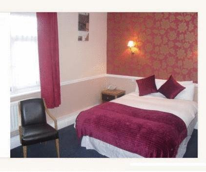Imagen de la habitación del Hotel Plough, Northampton. Foto 7