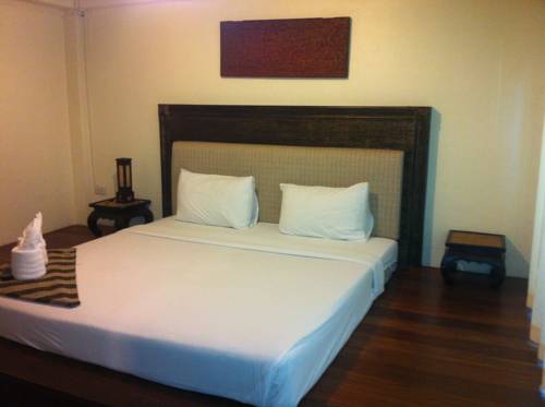 Imagen de la habitación del Hotel Ploy Resort, Kanchanaburi Ciudad. Foto 3