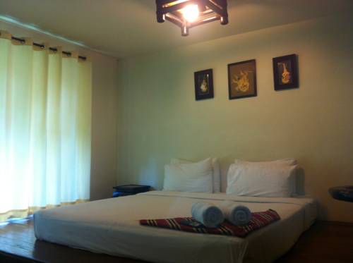 Imagen de la habitación del Hotel Ploy Resort, Kanchanaburi Ciudad. Foto 4
