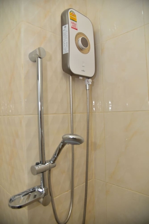 Imagen de la habitación del Hotel Ploy's Pearl. Foto 12