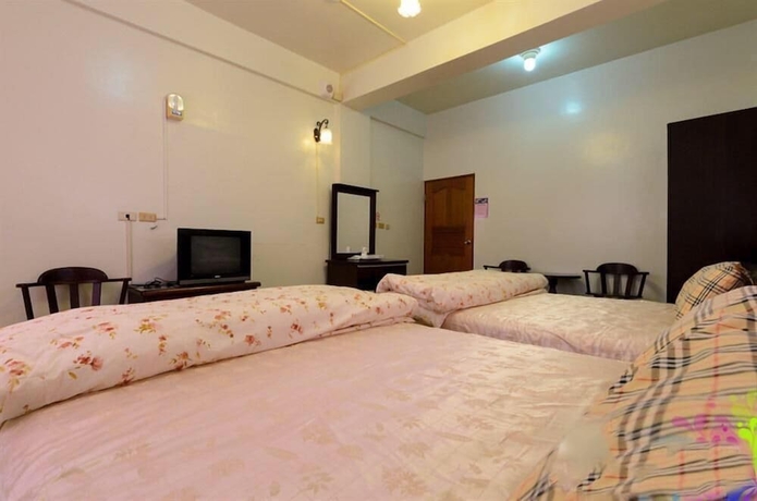 Imagen de la habitación del Hotel Plum Inn 2. Foto 13