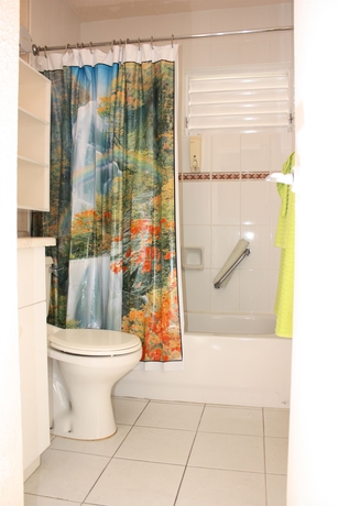 Imagen de la habitación del Hotel Plum Tree Club. Foto 3