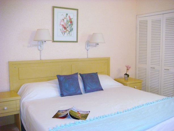 Imagen de la habitación del Hotel Plum Tree Club. Foto 5