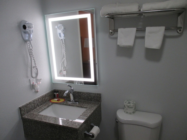 Imagen de la habitación del Hotel Plum Tree Inn. Foto 9