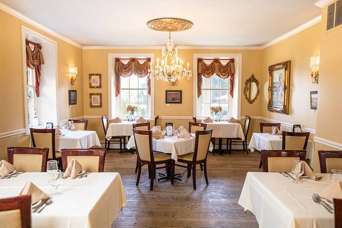 Imagen general del Hotel Plumsteadville Inn. Foto 2