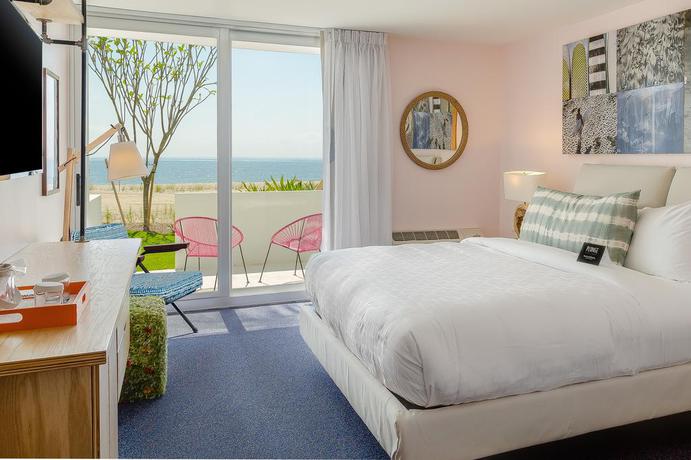 Imagen de la habitación del Hotel Plunge Beach Resort. Foto 5