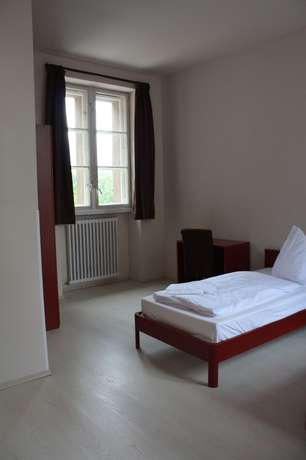 Imagen de la habitación del Hotel Plus Berlin Hotel. Foto 4