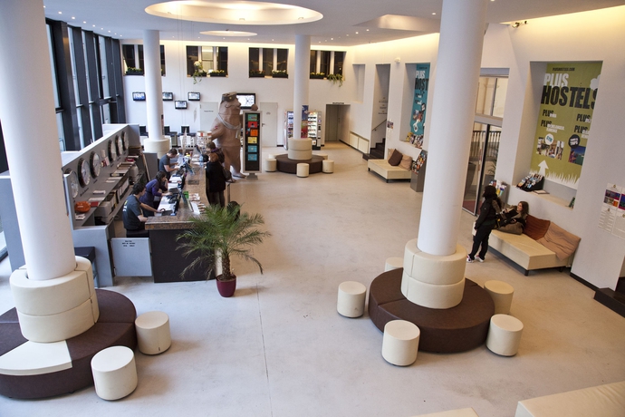 Imagen de los interiores del Hotel Plus Berlin Hotel. Foto 12