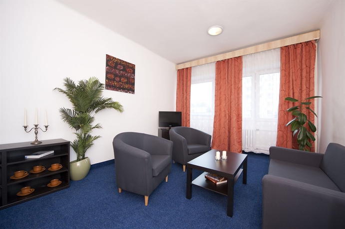 Imagen de los interiores del Hotel Plus, Bratislava. Foto 13