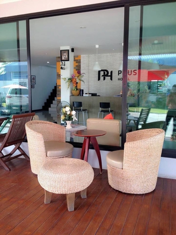 Imagen de los exteriores del Hotel Plus Loei. Foto 11