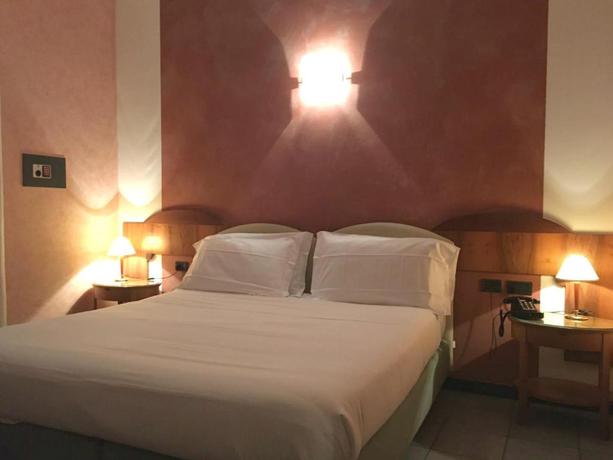Imagen de la habitación del Hotel Plus Welcome Milano. Foto 10