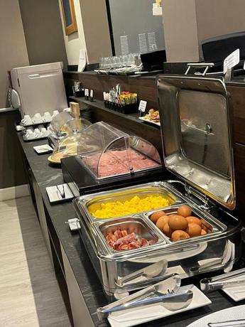 Imagen del bar/restaurante del Hotel Plus Welcome Milano. Foto 5
