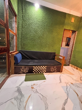 Imagen de los interiores del Hotel Plush hotels. Foto 15