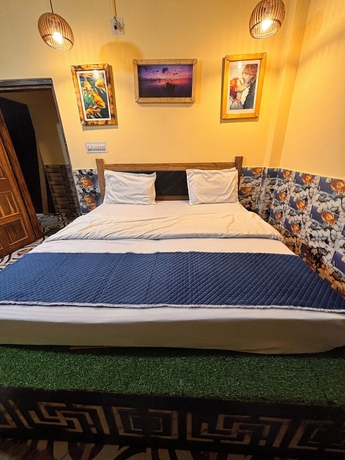 Imagen de la habitación del Hotel Plush hotels. Foto 12