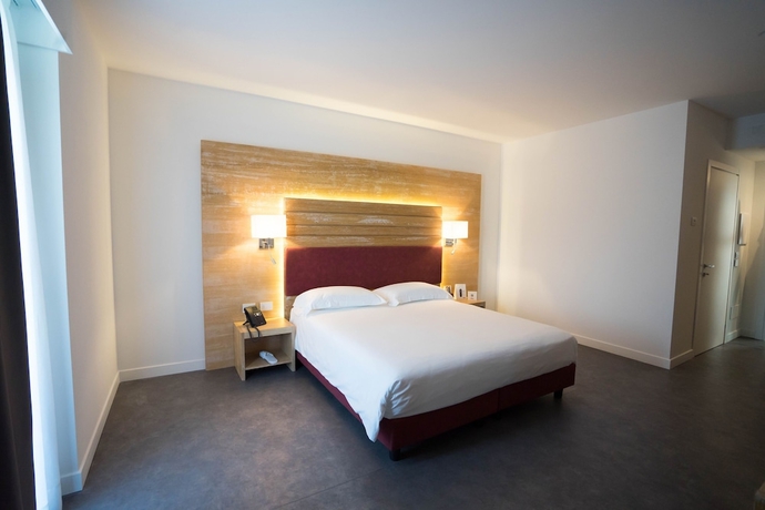 Imagen de la habitación del Hotel Pm. Foto 3