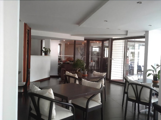 Imagen de los interiores del Hotel P&oacute;rtico Concept. Foto 19