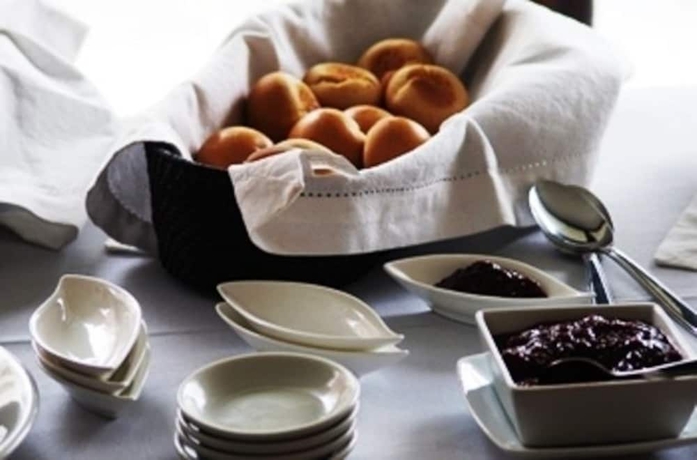 Imagen del bar/restaurante del Hotel P&oacute;rtico Concept. Foto 4