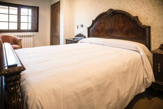 Imagen de la habitación del Hotel P&oacute;rtico. Foto 6