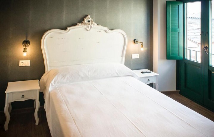 Imagen de la habitación del Hotel P&oacute;rtico. Foto 8