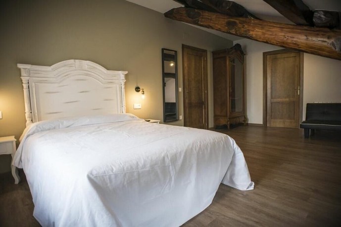 Imagen de la habitación del Hotel P&oacute;rtico. Foto 15