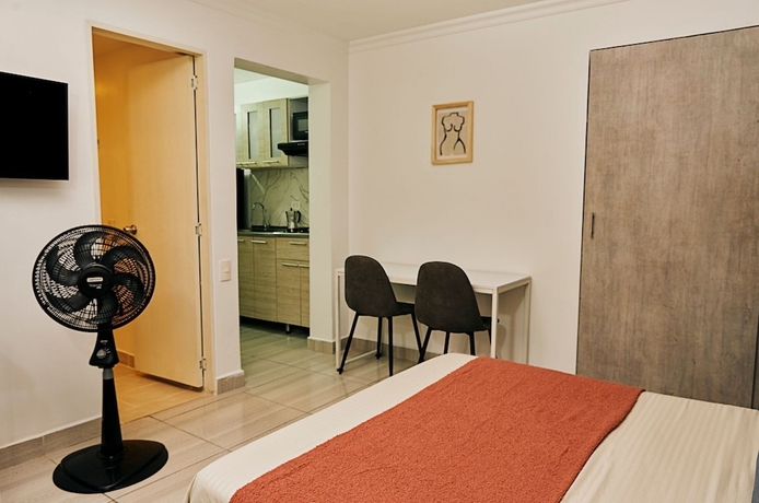 Imagen de la habitación del Hotel Poblado Aguacatala. Foto 8