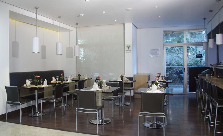 Imagen general del Hotel Poblado Alejandria. Foto 7