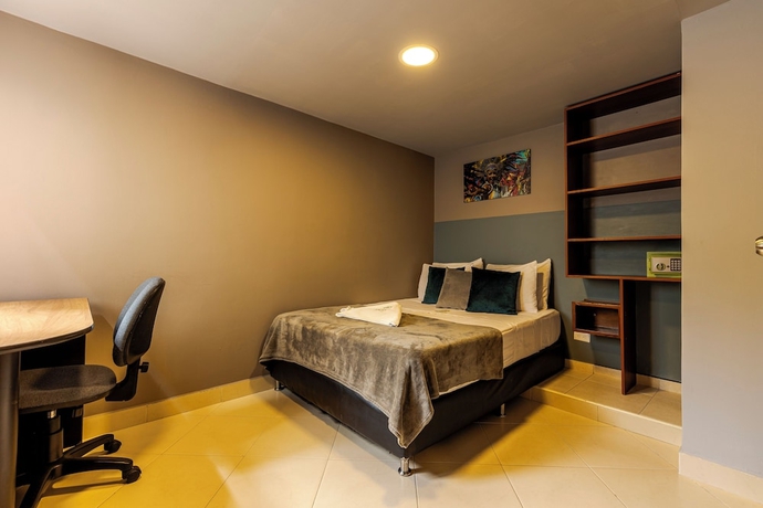 Imagen de la habitación del Hotel Poblado Guest House. Foto 10
