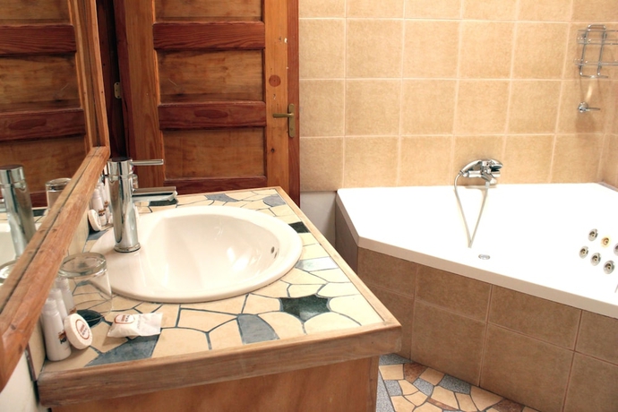 Imagen de la habitación del Hotel Poblado Kimal. Foto 12