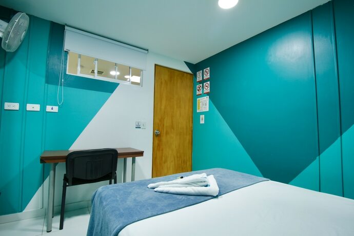 Imagen de la habitación del Hotel Poblado Park Guest House. Foto 12