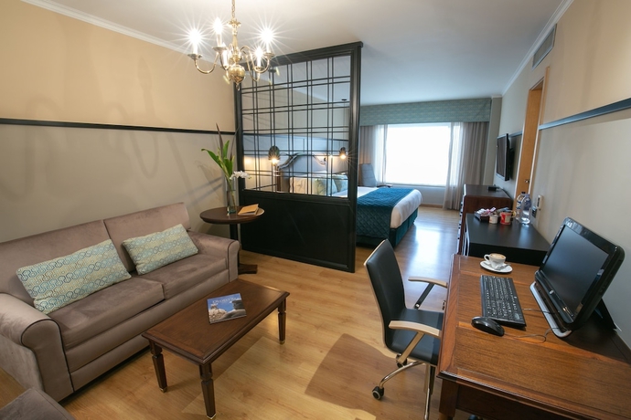 Imagen de la habitación del Hotel Poblado Plaza. Foto 15