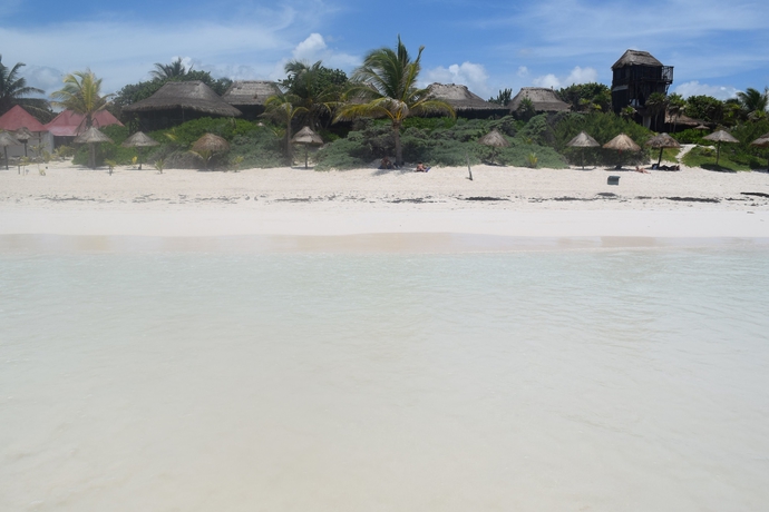 Imagen de los exteriores del Hotel Poc Na. Foto 18