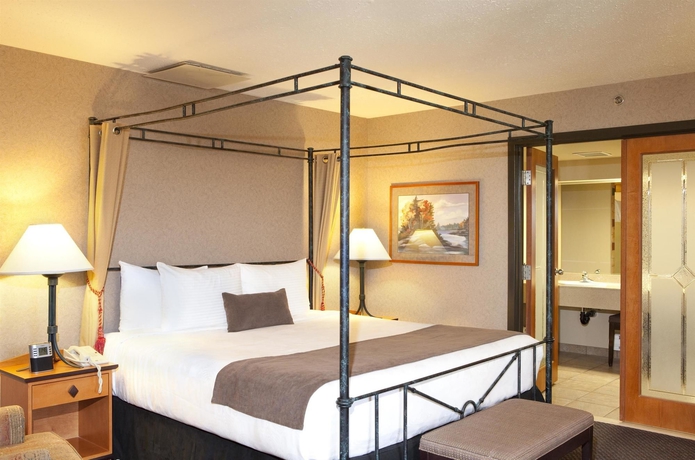 Imagen de la habitación del Hotel Pocaterra Inn and Waterslide. Foto 13