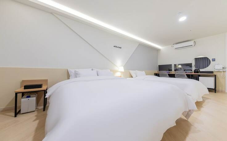 Imagen de la habitación del Hotel Pocheon Aloha. Foto 15