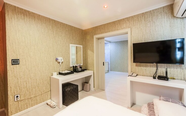 Imagen general del Hotel Pocheon Baegun. Foto 7