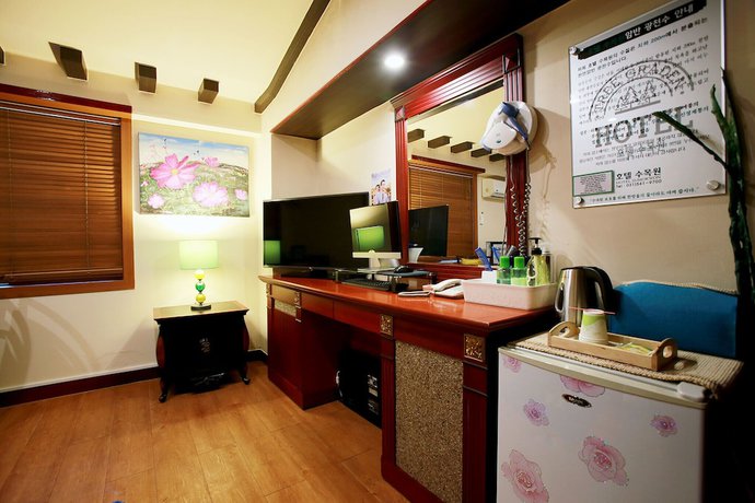 Imagen de la habitación del Hotel Pocheon Gwangneung Arboretum. Foto 8